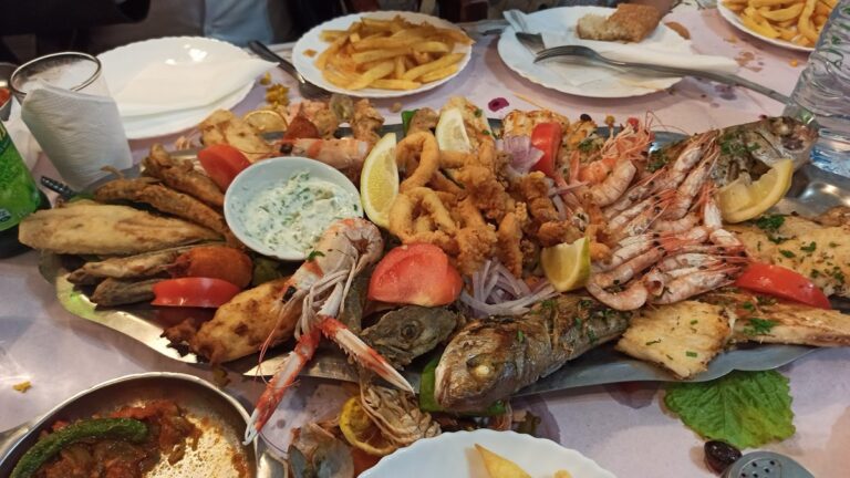 Fruits de Mer Asilah : Où Trouver le Poisson le Plus Frais ?